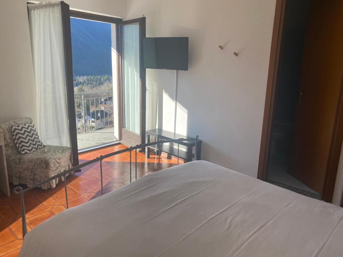 Albergo La Perla Craveggia Exterior photo